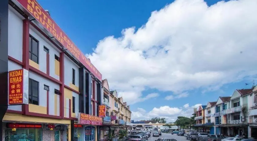Hotel Ledang Utama Johor Bahru 2*,